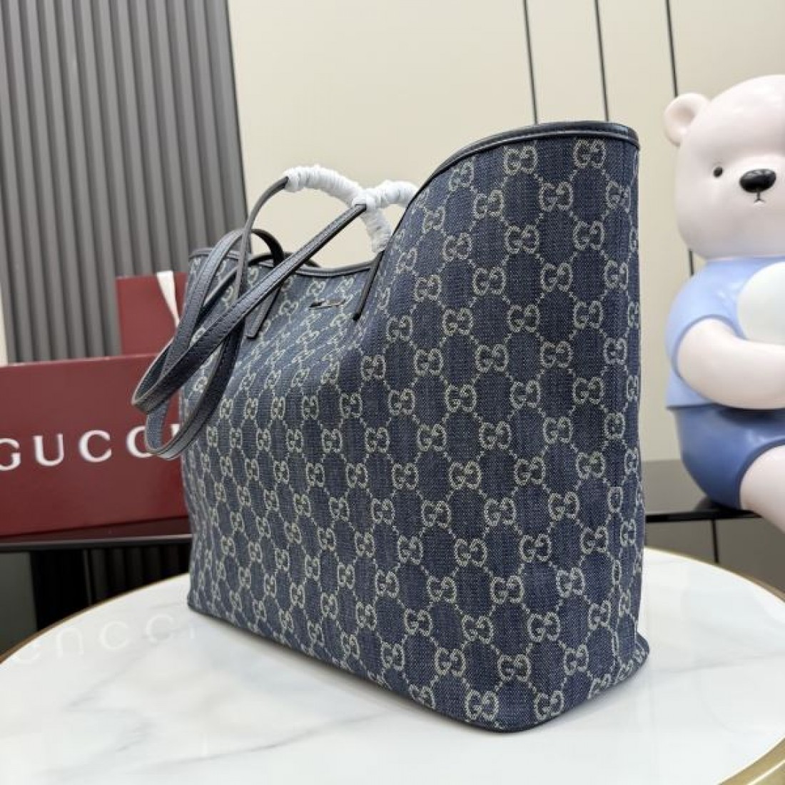 GGキャンバストートバッグ 2026新作 大容量 A4収納 GUCCI グッチ コピー トートバッグ 通勤旅行兼用 ユニセックス 人気定番
