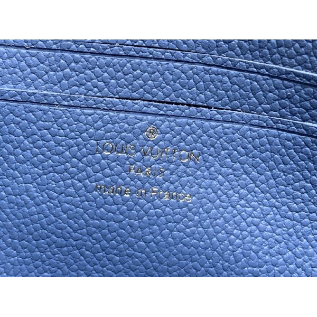 クロスボディバッグ フラップデザイン 軽量タイプ LOUIS VUITTON ルイヴィトン コピー バッグ 大人可愛い 夏コーデ 売れ筋アイテム