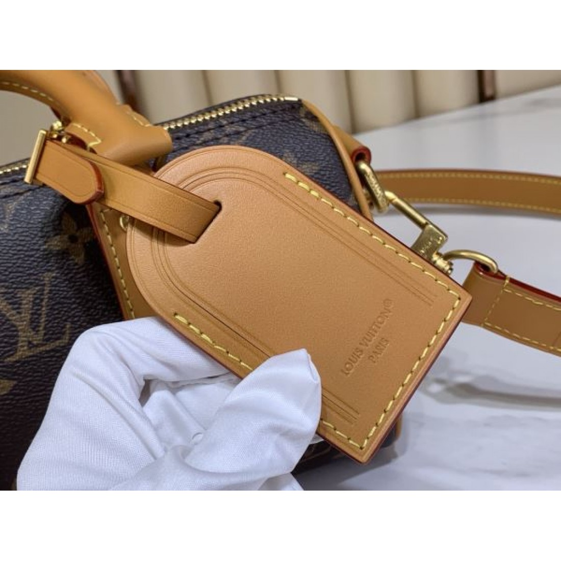 モノグラム ハンドバッグ レザー切替 斜め掛け対応 LOUIS VUITTON ルイヴィトン コピー バッグ デイリー使い 上品カジュアル