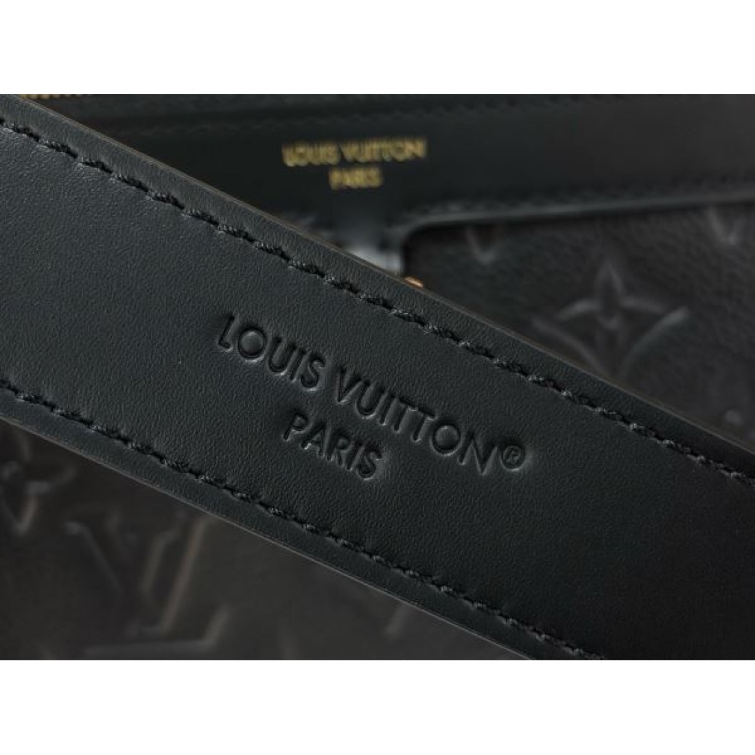 レザーハンドバッグ 斜め掛け対応 モノグラムエンボス LOUIS VUITTON ルイヴィトン コピー バッグ 上品デザイン 売れ筋