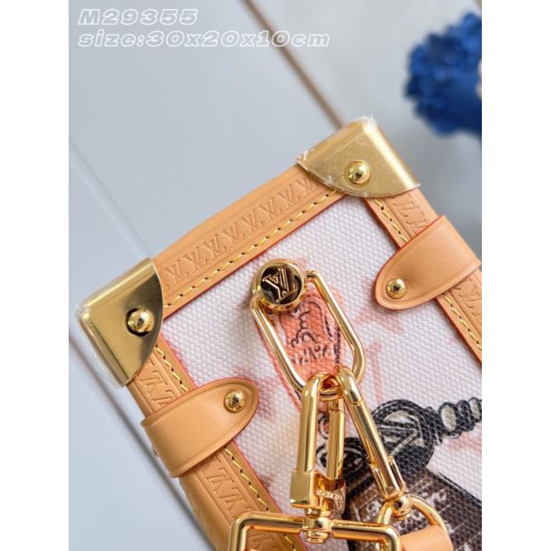 ショルダーバッグ モノグラム柄 チャームデザイン LOUIS VUITTON ルイヴィトン コピー バッグ 2WAY仕様 お出かけ対応 注目モデル