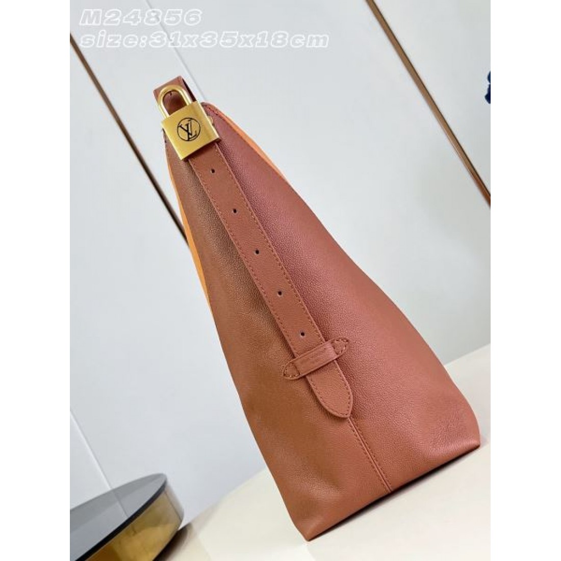 配色レザ ワンショルダー仕様 実用派モデル LOUIS VUITTON ルイヴィトン コピー トートバッグ 仕事用 お出かけ 人気アイテム