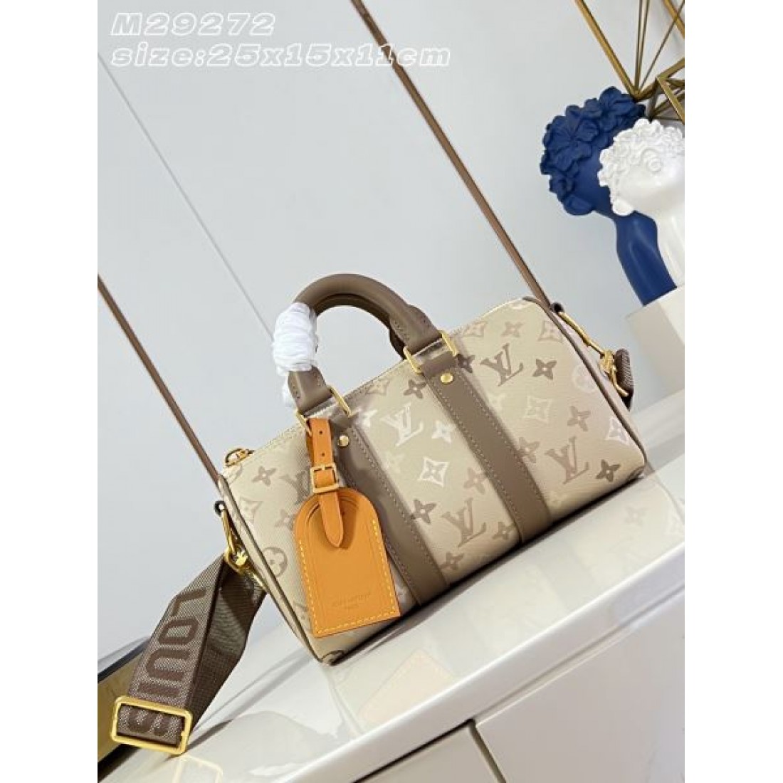 ショルダー付き コンパクト設計 ワイドストラップ LOUIS VUITTON ルイヴィトン コピー バッグ お出かけ対応 注目モデル