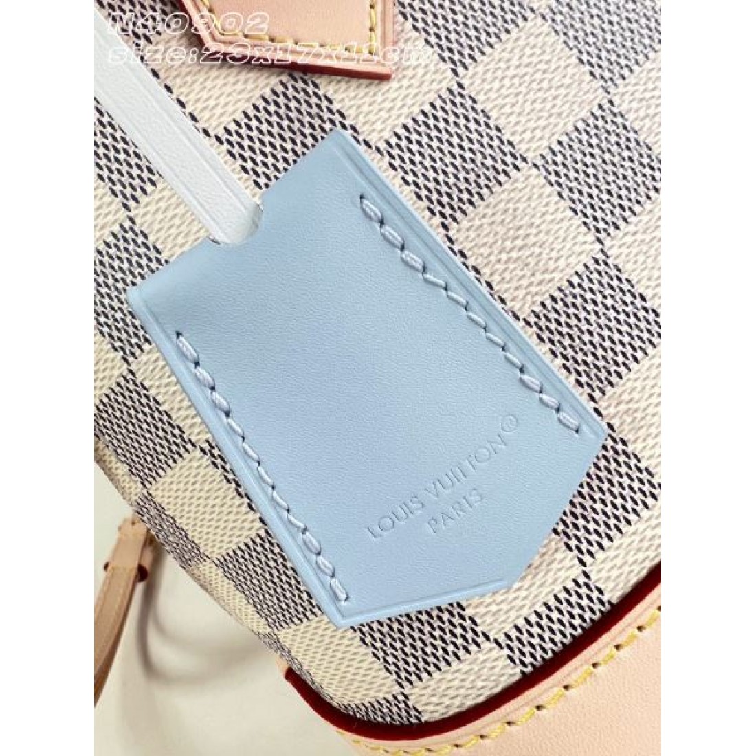 チェック柄ショルダーバッグ コンパクトサイズ 軽量タイプ LOUIS VUITTON ルイヴィトン コピー バッグ デイリー使い 旬アイテム