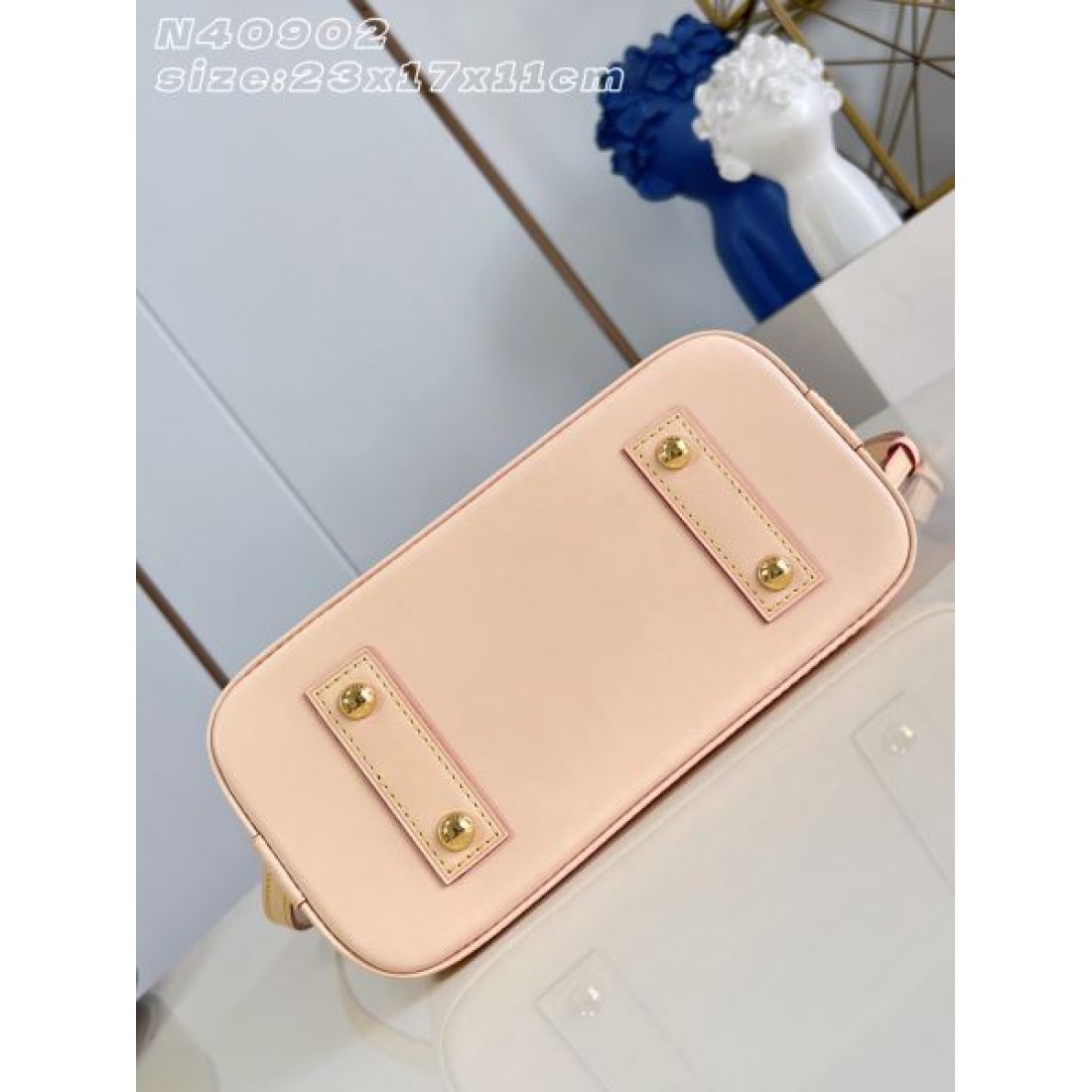 チェック柄ショルダーバッグ コンパクトサイズ 軽量タイプ LOUIS VUITTON ルイヴィトン コピー バッグ デイリー使い 旬アイテム