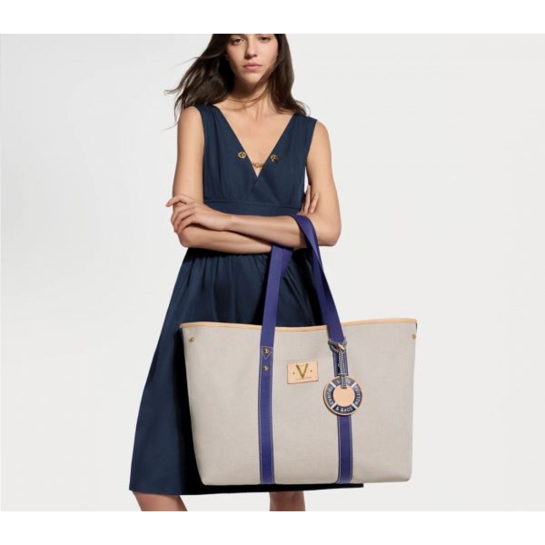 ベージュトート ネイビーハンドル デイリー使い LOUIS VUITTON ルイヴィトン コピー トートバッグ きれいめカジュアル 注目商品