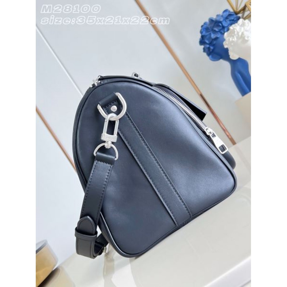 フラップショルダー 収納力あり 週末旅行対応 CELINE セリーヌ コピー バッグ 再入荷アイテム 都会派デザイン