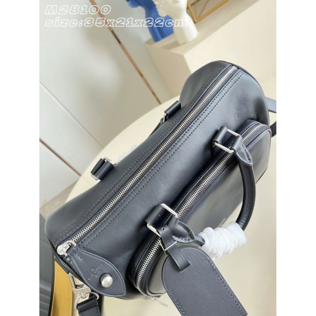 フラップショルダー 収納力あり 週末旅行対応 CELINE セリーヌ コピー バッグ 再入荷アイテム 都会派デザイン