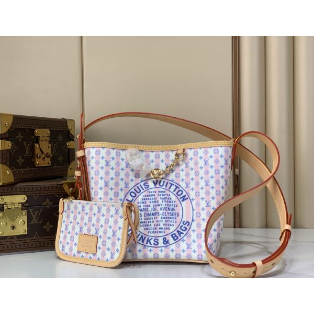 人気 ポーチセット 軽量設計 斜め掛け対応 LOUIS VUITTON ルイヴィトン コピー バッグ お出かけ 通勤通学 再入荷アイテム