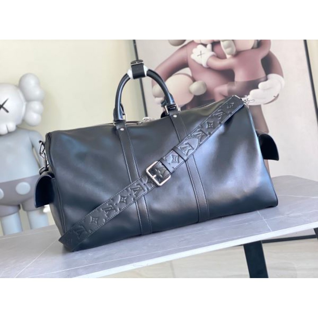 トラベルボストン ブラックレザー ワイドストラップ LOUIS VUITTON ルイヴィトン コピー バッグ  今だけ限定価格 注目商品