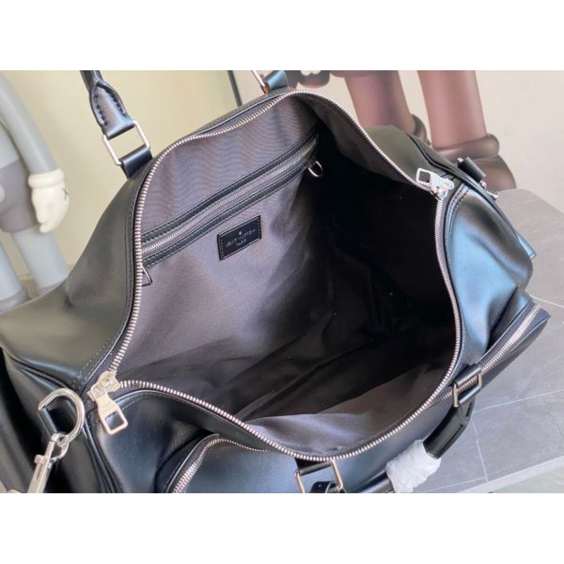 トラベルボストン ブラックレザー ワイドストラップ LOUIS VUITTON ルイヴィトン コピー バッグ  今だけ限定価格 注目商品