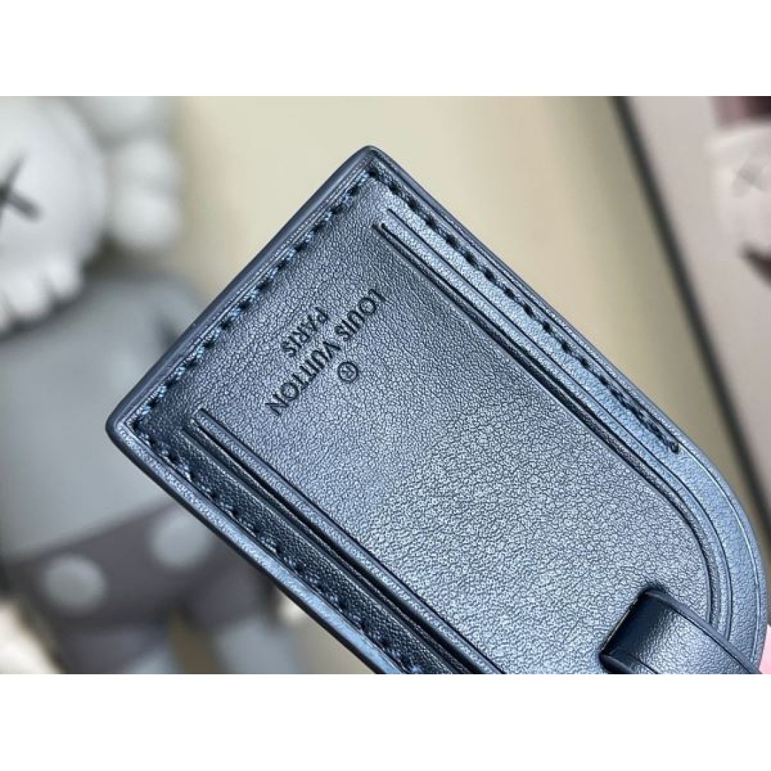 ブルーグリーン旅行バッグ ワイドストラップ付き 軽量デザイン LOUIS VUITTON ルイヴィトン コピー バッグ  売れ筋