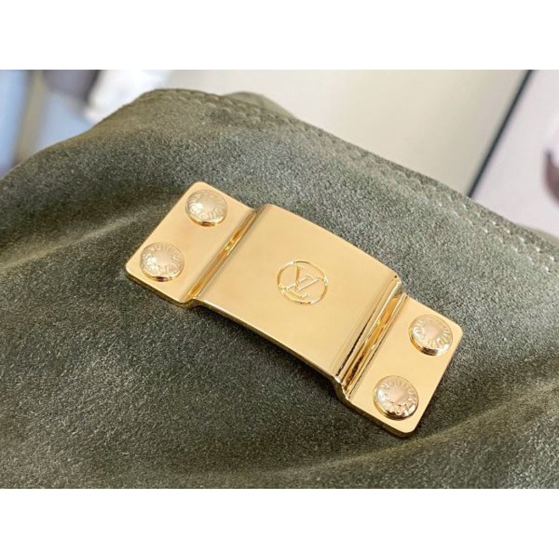 ヴィンテージ風ボストン ワイドストラップ付き 売れ筋 LOUIS VUITTON ルイヴィトン コピー バッグ 旅行対応 完売注意