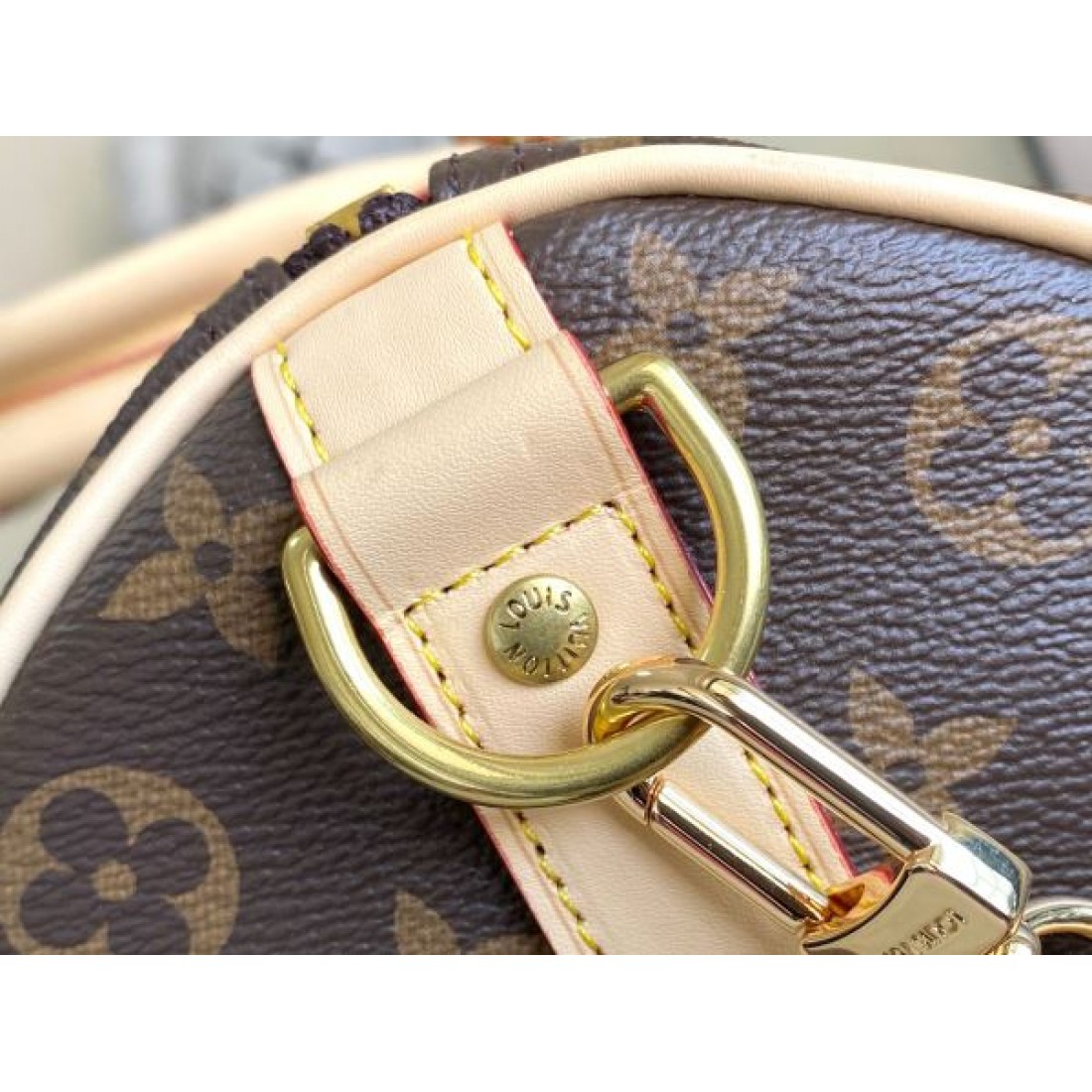 モノグラムボストン 大容量トラベル 2026新作 LOUIS VUITTON ルイヴィトン コピー バッグ 収納力抜群 売れ筋 注目アイテム