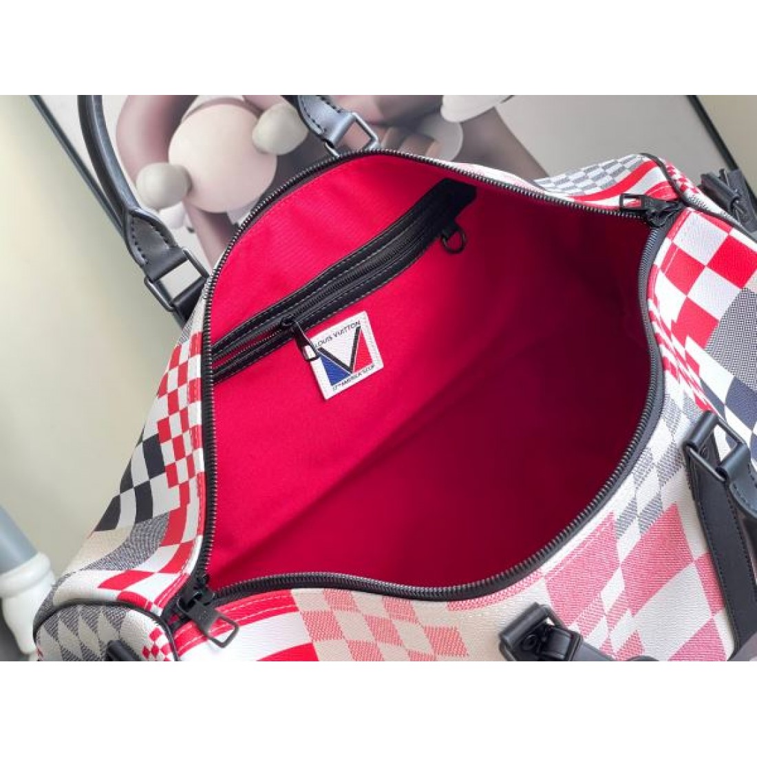 2026SS 旅行バッグ ダッフルスタイル マルチパターンデザイン LOUIS VUITTON ルイヴィトン コピー バッグ 収納力抜群 トレンドアイテム