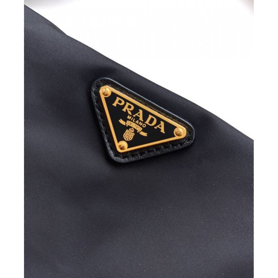 2026新作 大人カジュアル 人気バッグ PRADA プラダ コピー ショルダーバッグ 売れ筋 トレンドデザイン こなれ見え デイリー主力