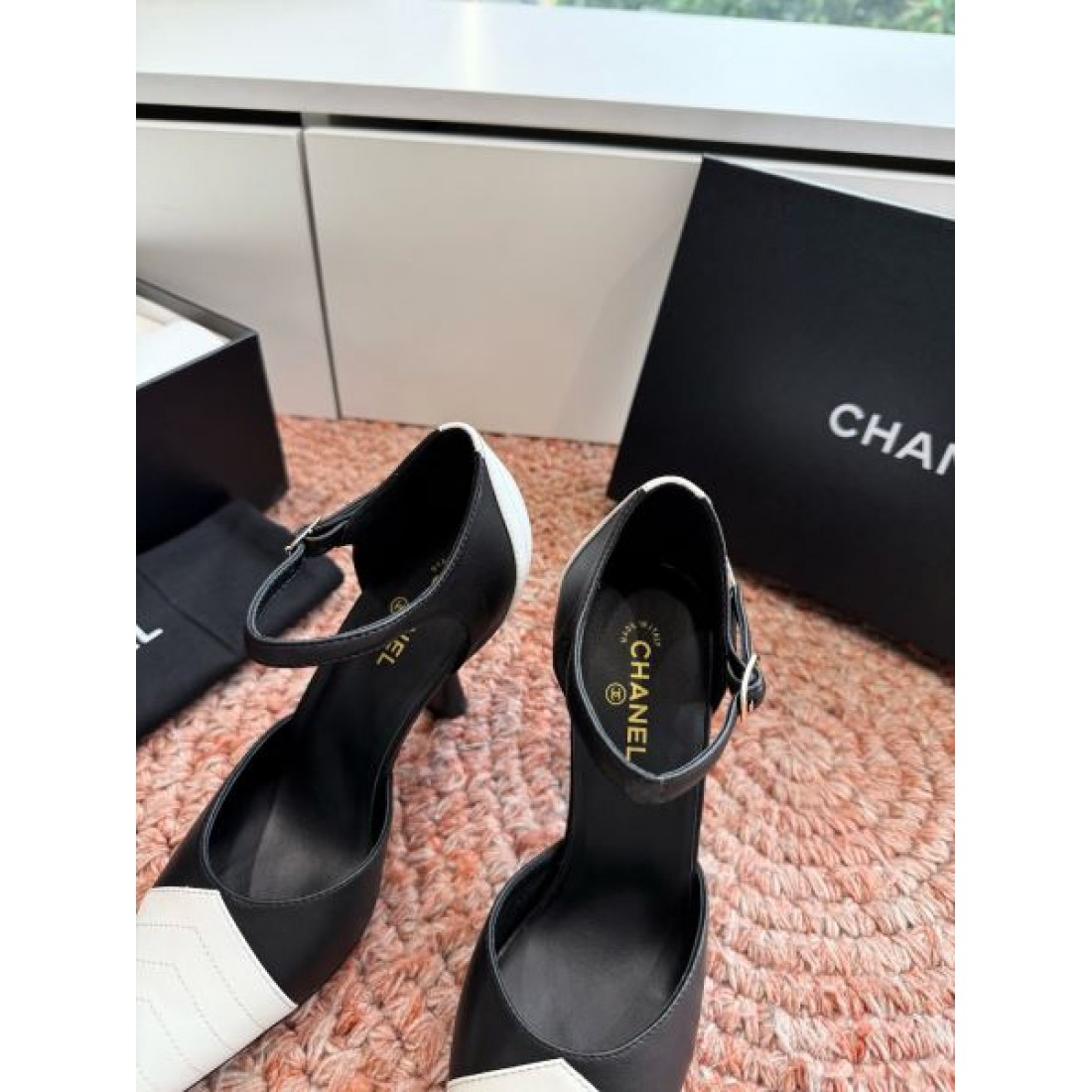 ハイヒール エレガント ラグジュアリー 上質コレクション CHANEL シャネル コピー バイカラーパンプス 定番人気