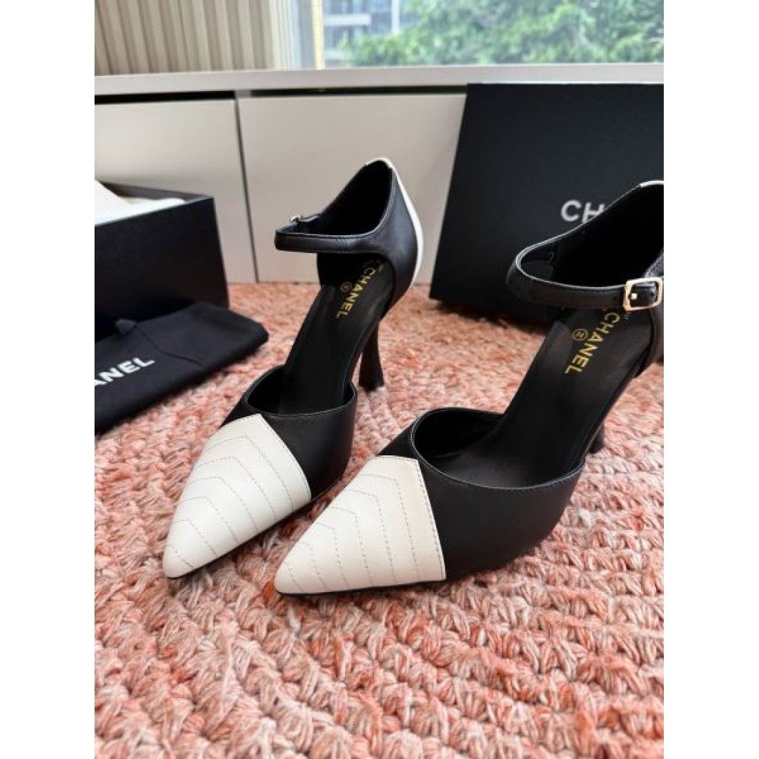 ハイヒール エレガント ラグジュアリー 上質コレクション CHANEL シャネル コピー バイカラーパンプス 定番人気