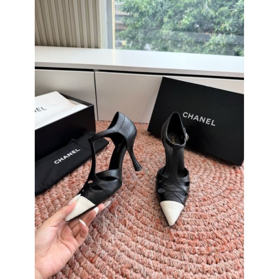 Tストラップ パンプス エレガント ラグジュアリースタイル CHANEL シャネル コピー ハイヒール 上質コレクション
