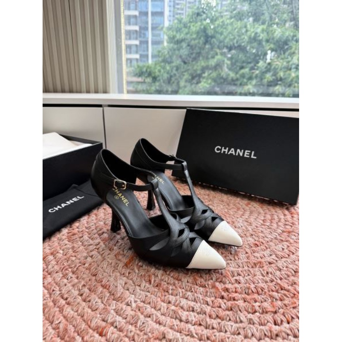 Tストラップ パンプス エレガント ラグジュアリースタイル CHANEL シャネル コピー ハイヒール 上質コレクション