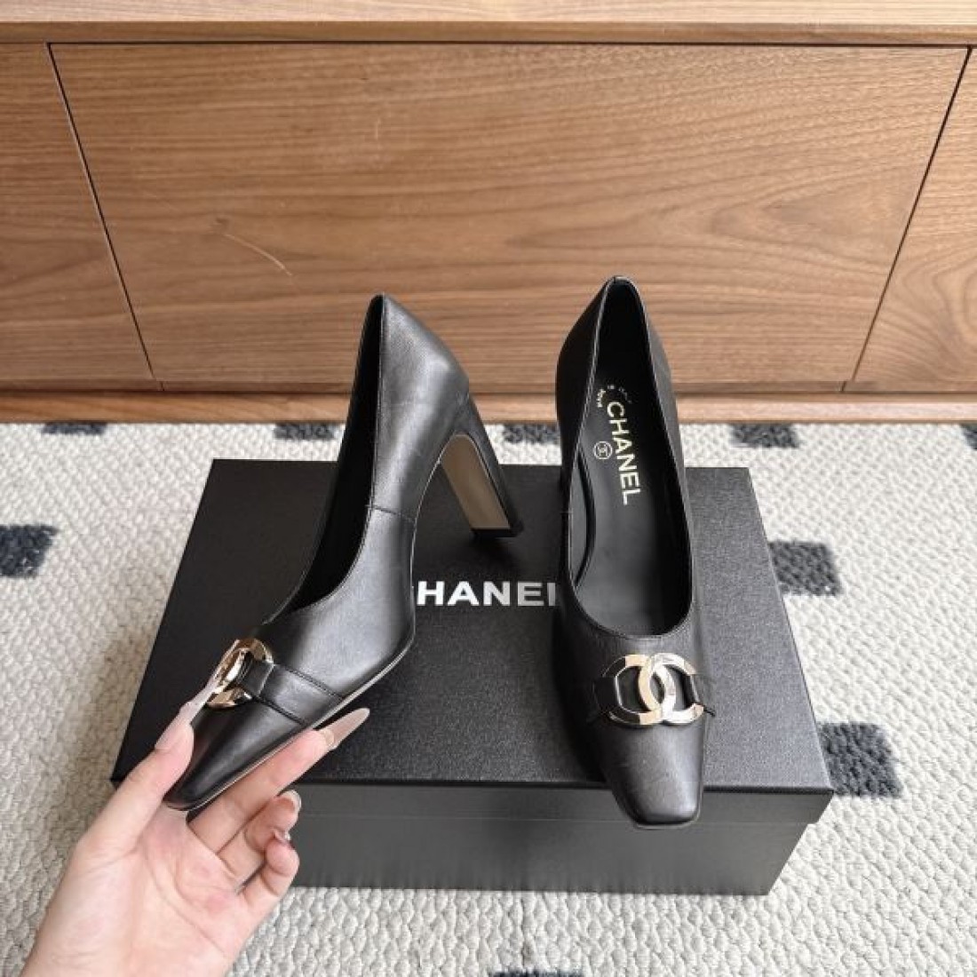 スクエアトゥ ハイヒール 大人フェミニン ラグジュアリー CHANEL シャネル コピー パンプス コレクション