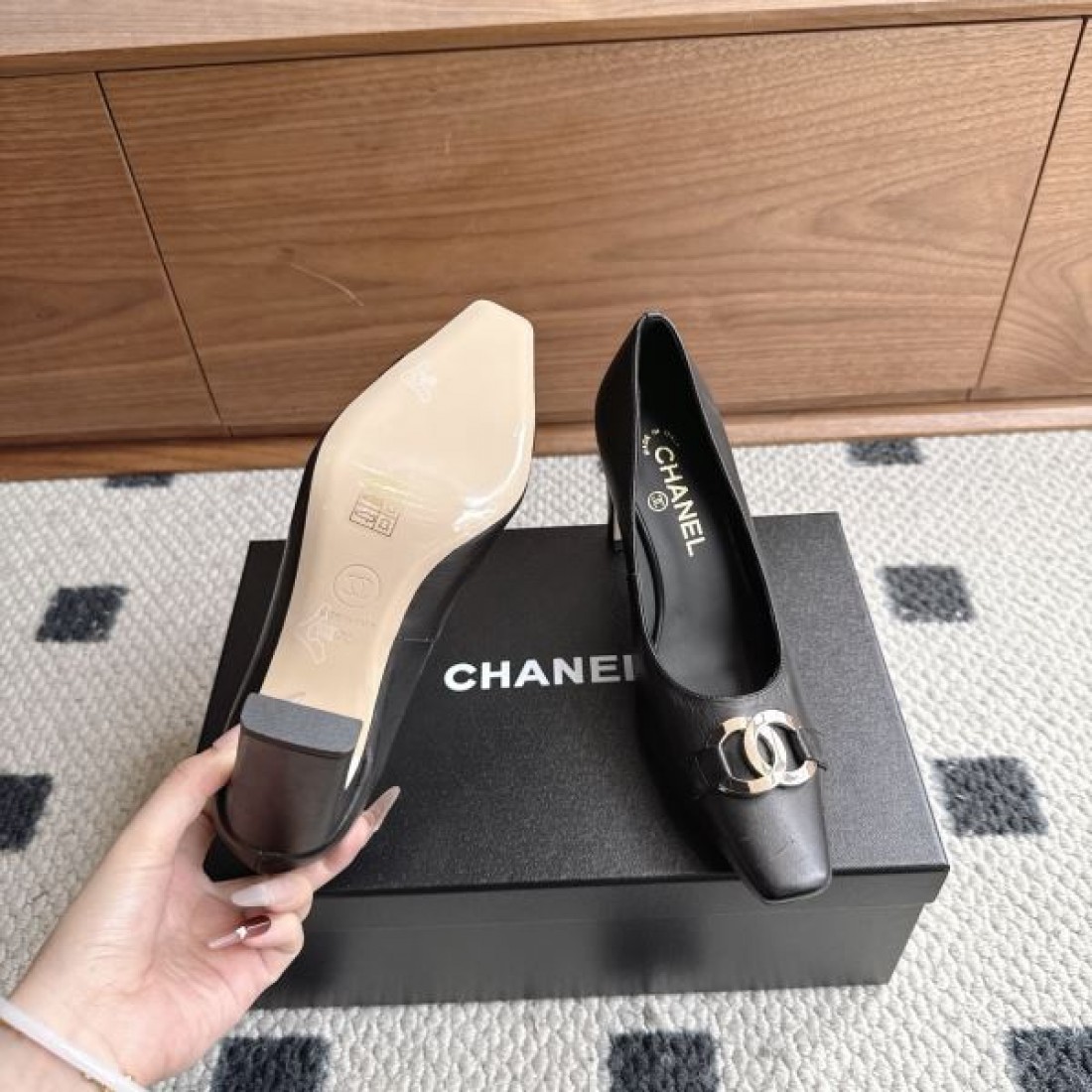 スクエアトゥ ハイヒール 大人フェミニン ラグジュアリー CHANEL シャネル コピー パンプス コレクション