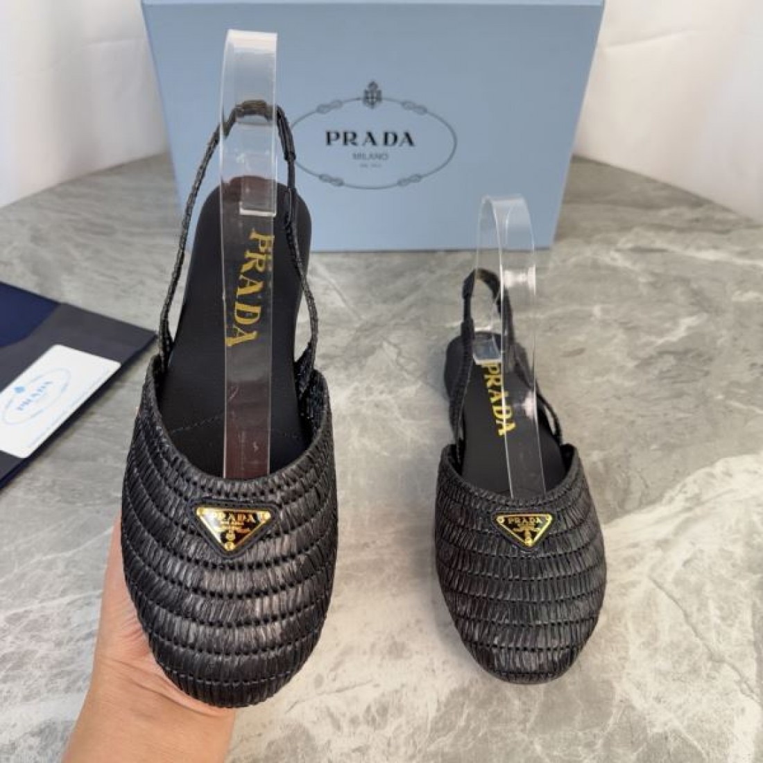 2026SS 軽量スリングデザイン 海外ファッション 人気アイテム PRADA プラダ コピー パンプス レディースサンダル風