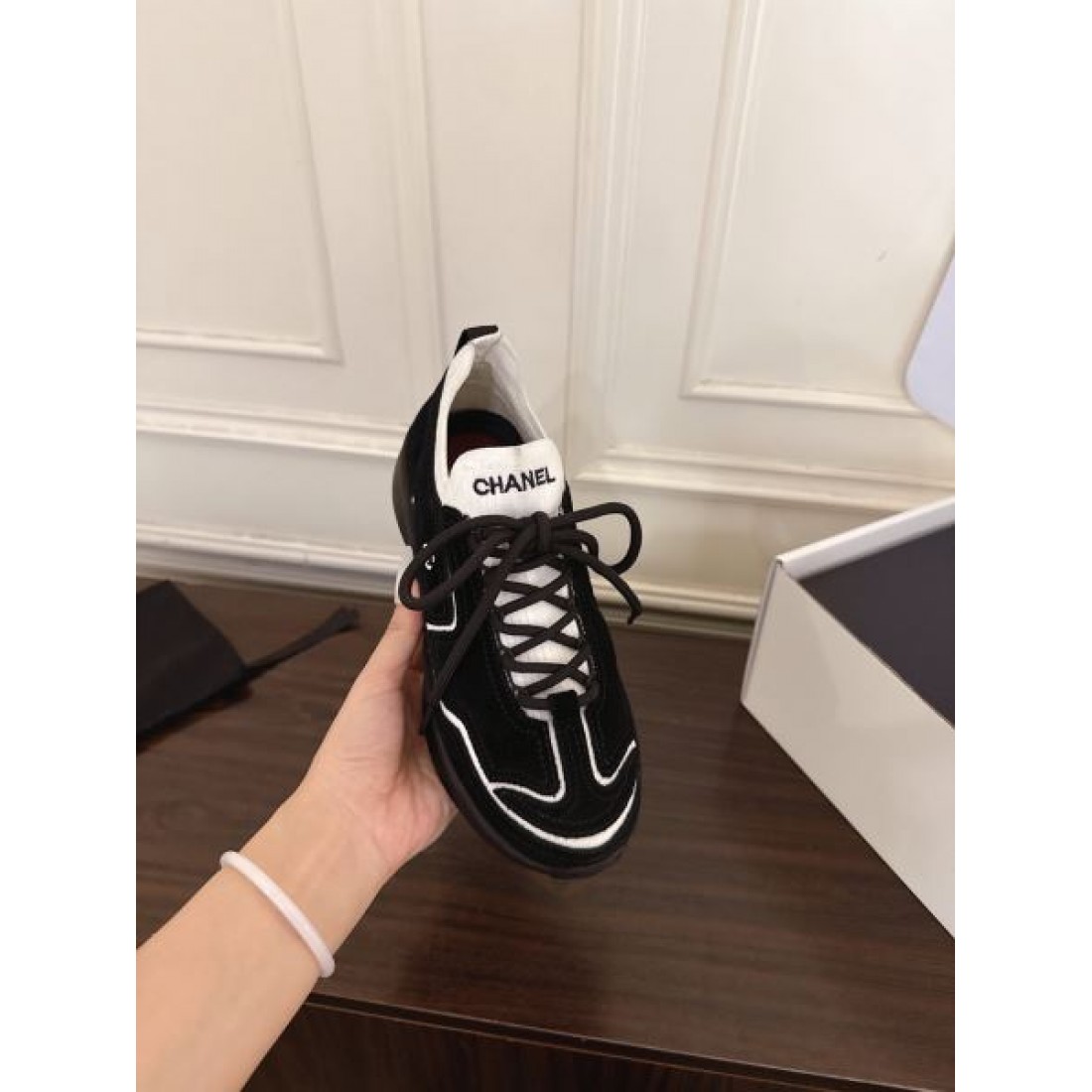 立体ラインデザイン 快適フィット デイリーコーデ CHANEL シャネル コピー ローカットスニーカー 通勤お出かけ対応