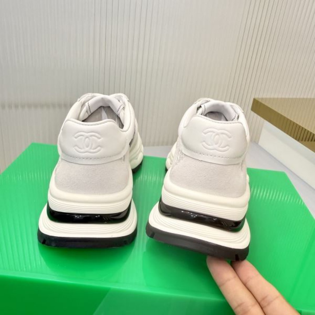 2026春夏新作 メッシュ切替 厚底ソール レースアップ仕様 CHANEL シャネル コピー スニーカー 快適フィット お出かけ人気モデル