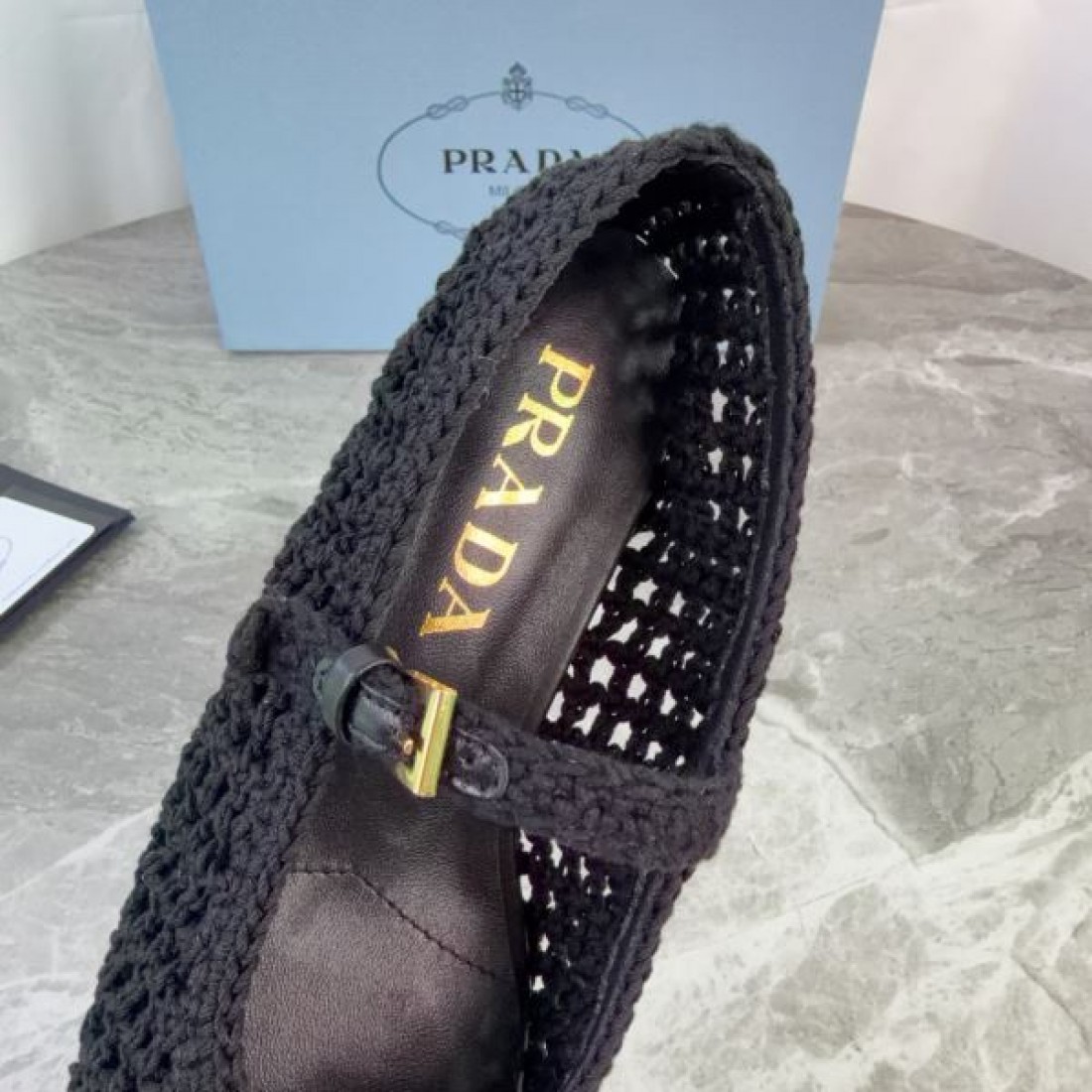 2026春夏新作 透かし編みデザイン 軽やかな履き心地 PRADA プラダ コピー メッシュローファー 通勤お出かけ人気