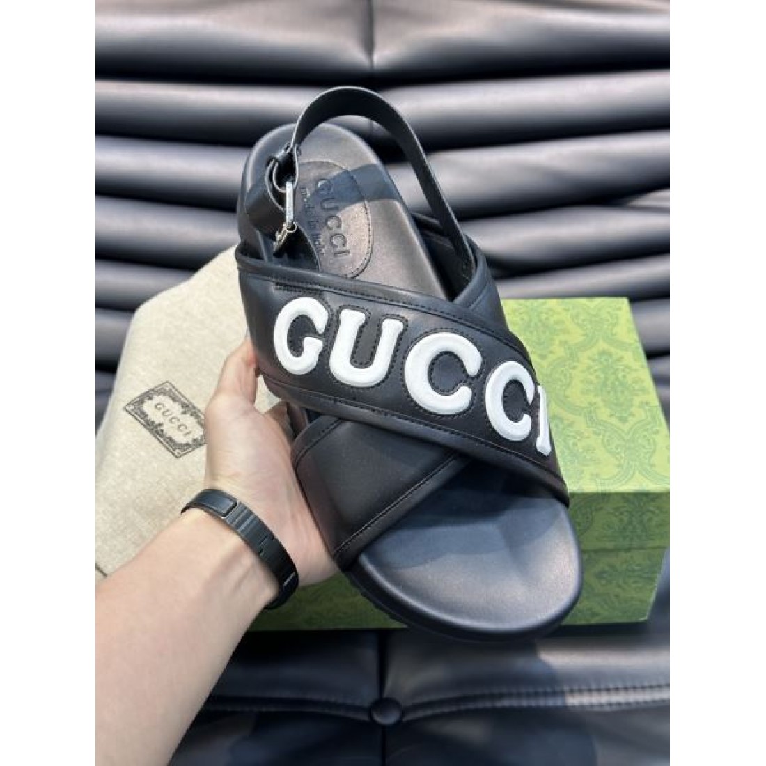ビッグレタリング クロスストラップ バックベルト GUCCI グッチ コピー サンダル 新作モデル 売れ筋本命