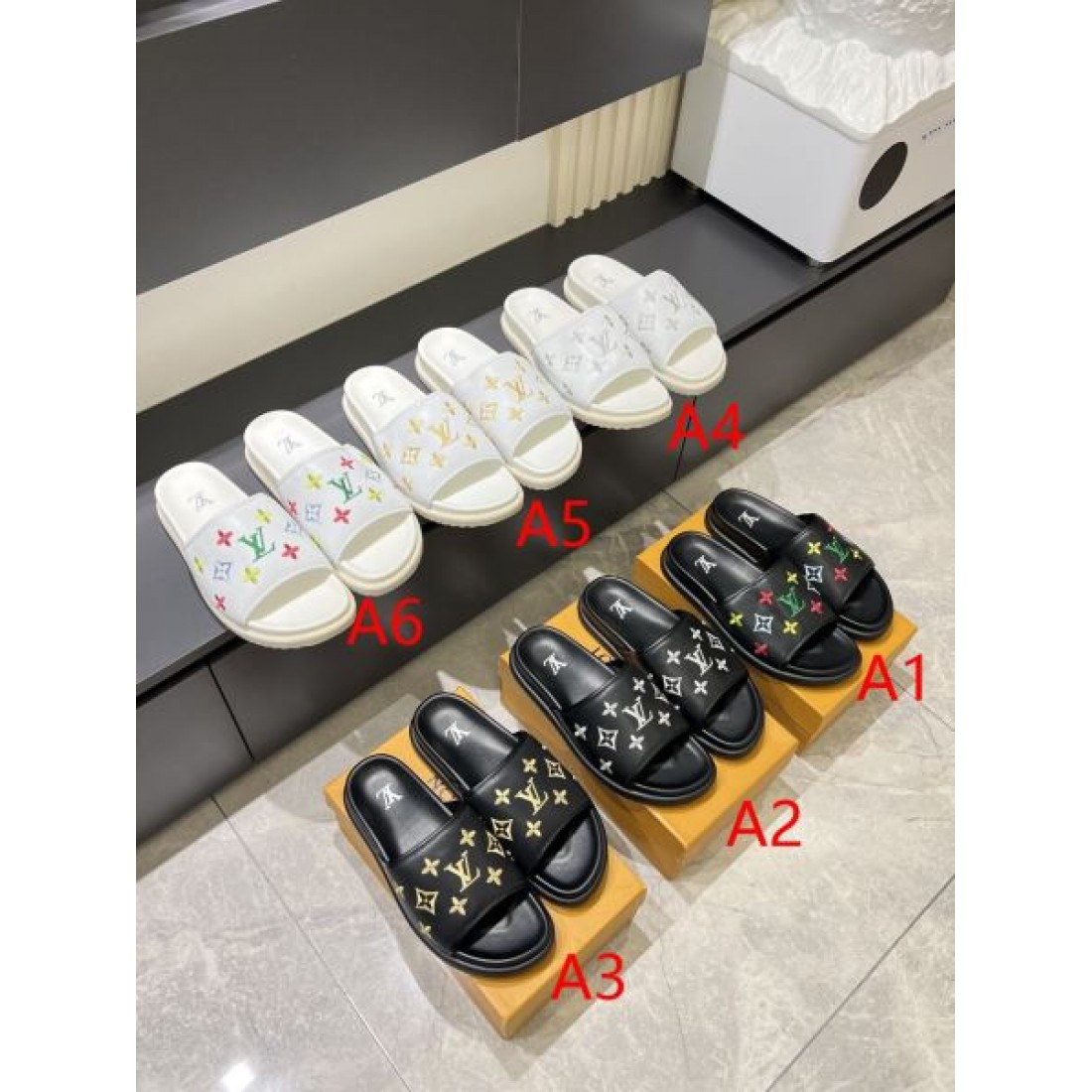 カラフルモノグラム ワイドベルト ボリュームソール LOUIS VUITTON ルイヴィトン コピー スライドサンダル 注目モデル