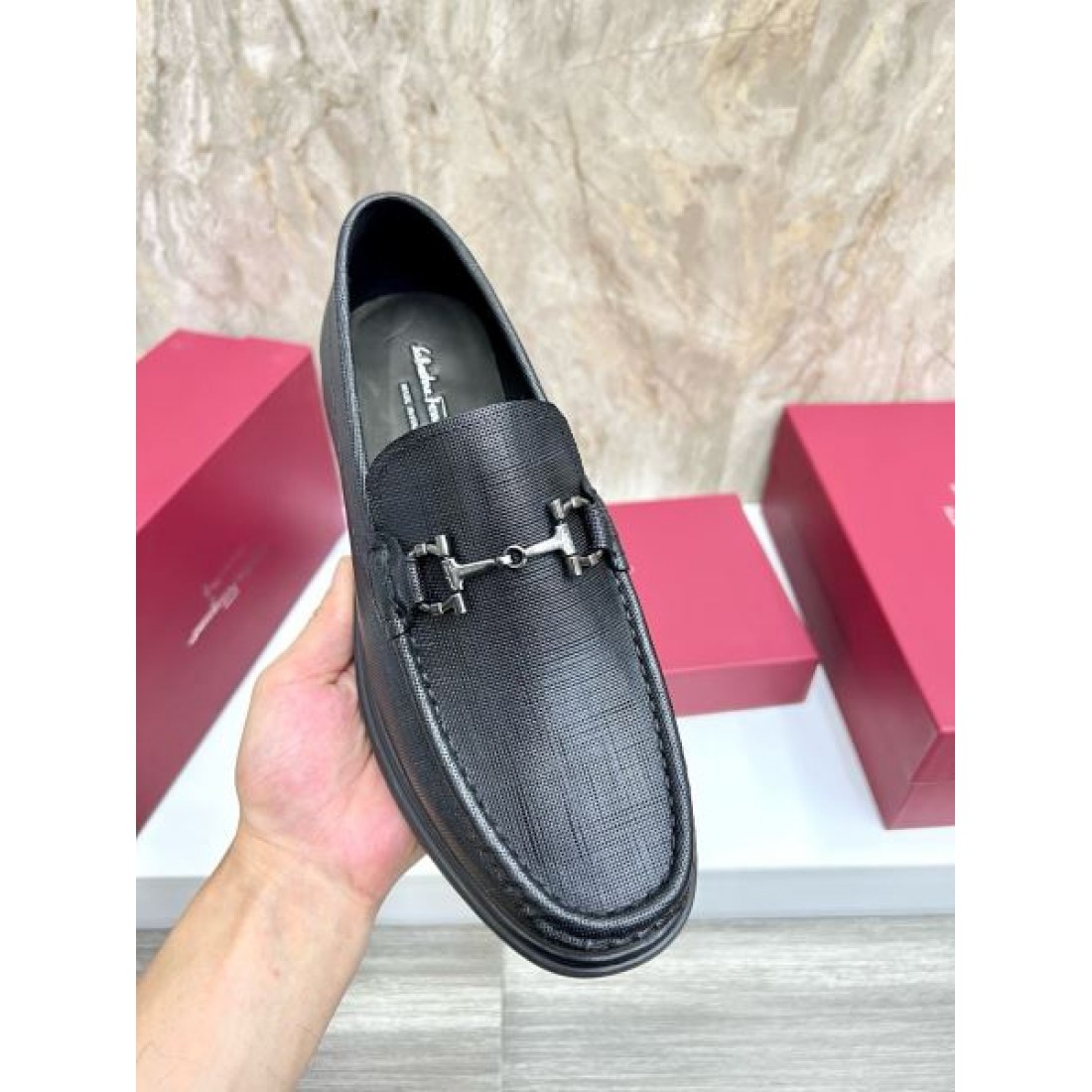 モカシンフォルム ビットデザイン スリムライン FERRAGAMO フェラガモ コピー ビジネスシューズ クラフトディテール 大人ファッション