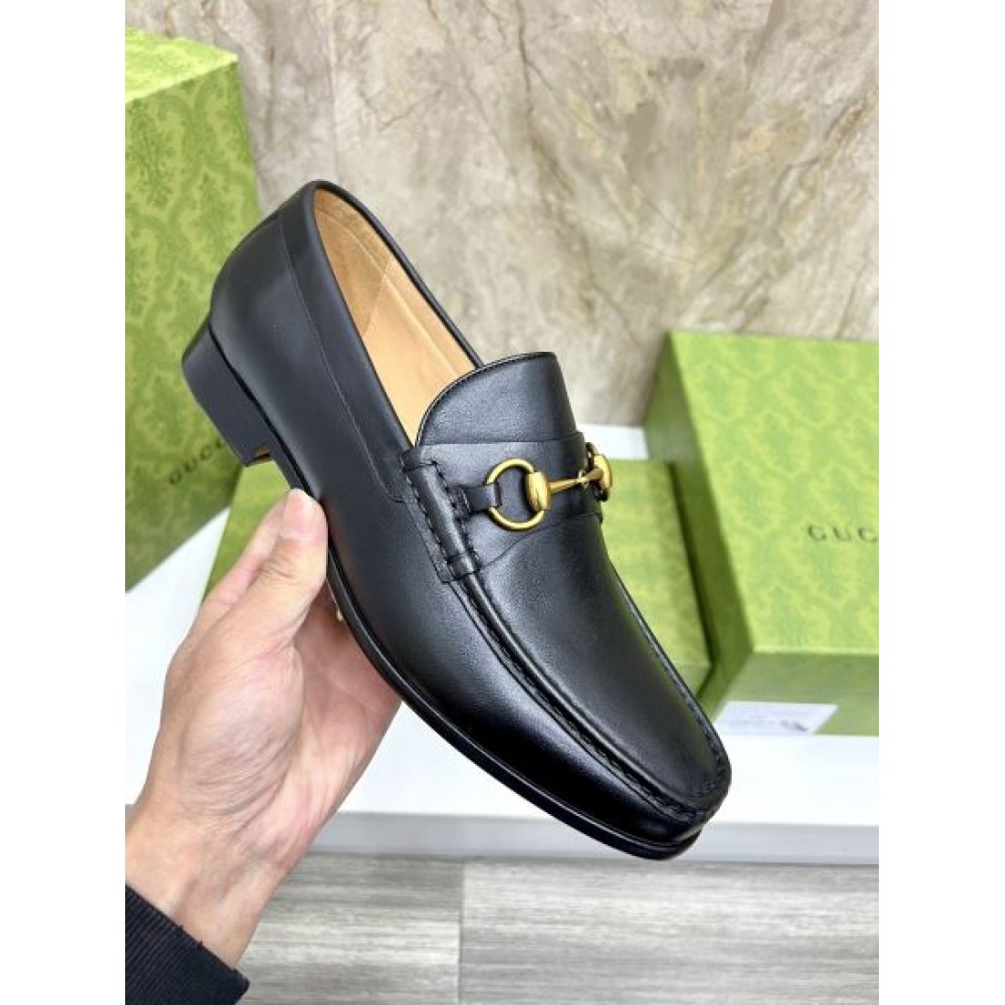 ホースビットローファー メタルパーツ イタリアンクラシック GUCCI グッチ コピー ビジネスシューズ アイコンモデル 紳士スタイル