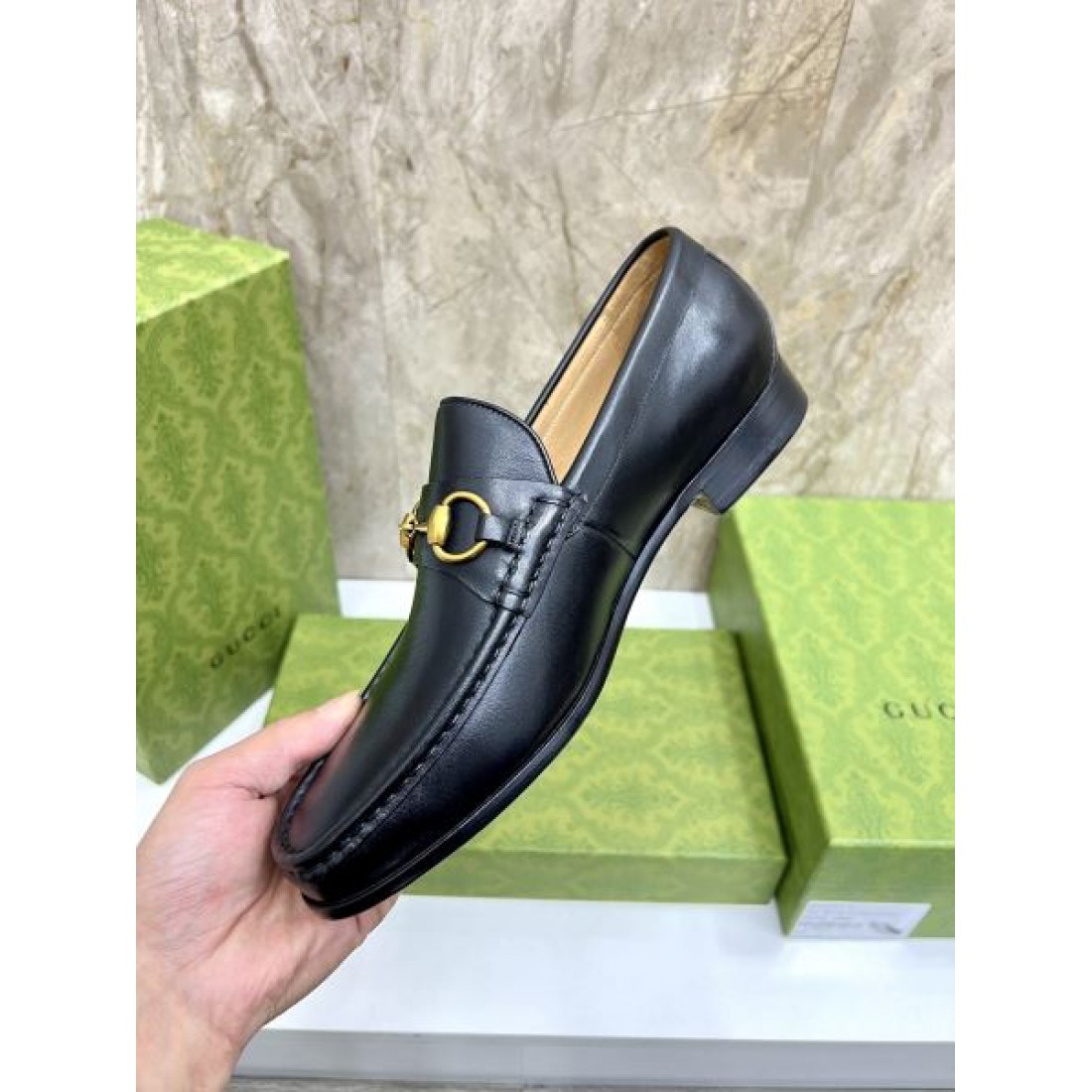 ホースビットローファー メタルパーツ イタリアンクラシック GUCCI グッチ コピー ビジネスシューズ アイコンモデル 紳士スタイル