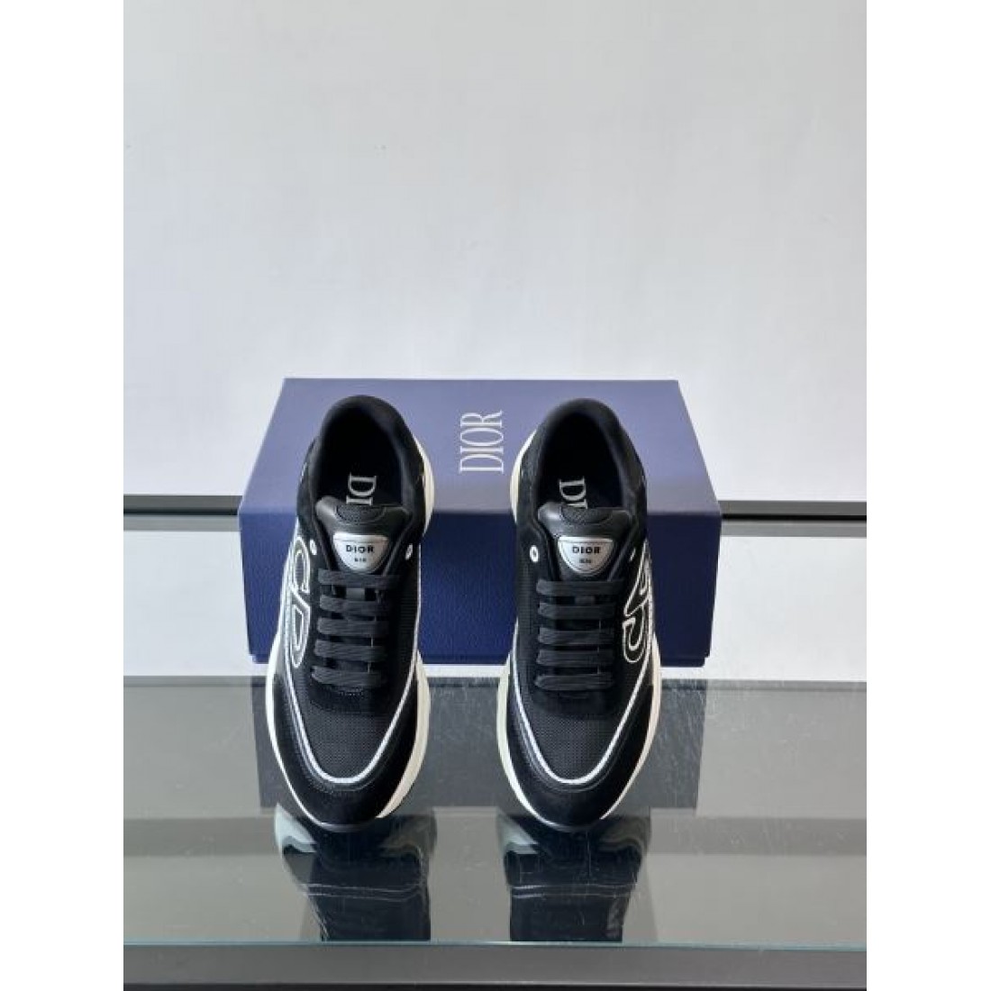 メッシュパネルデザイン コートシルエット スタイリッシュライン DIOR ディオール コピー スニーカー 高品質シューズ デイリーウェア