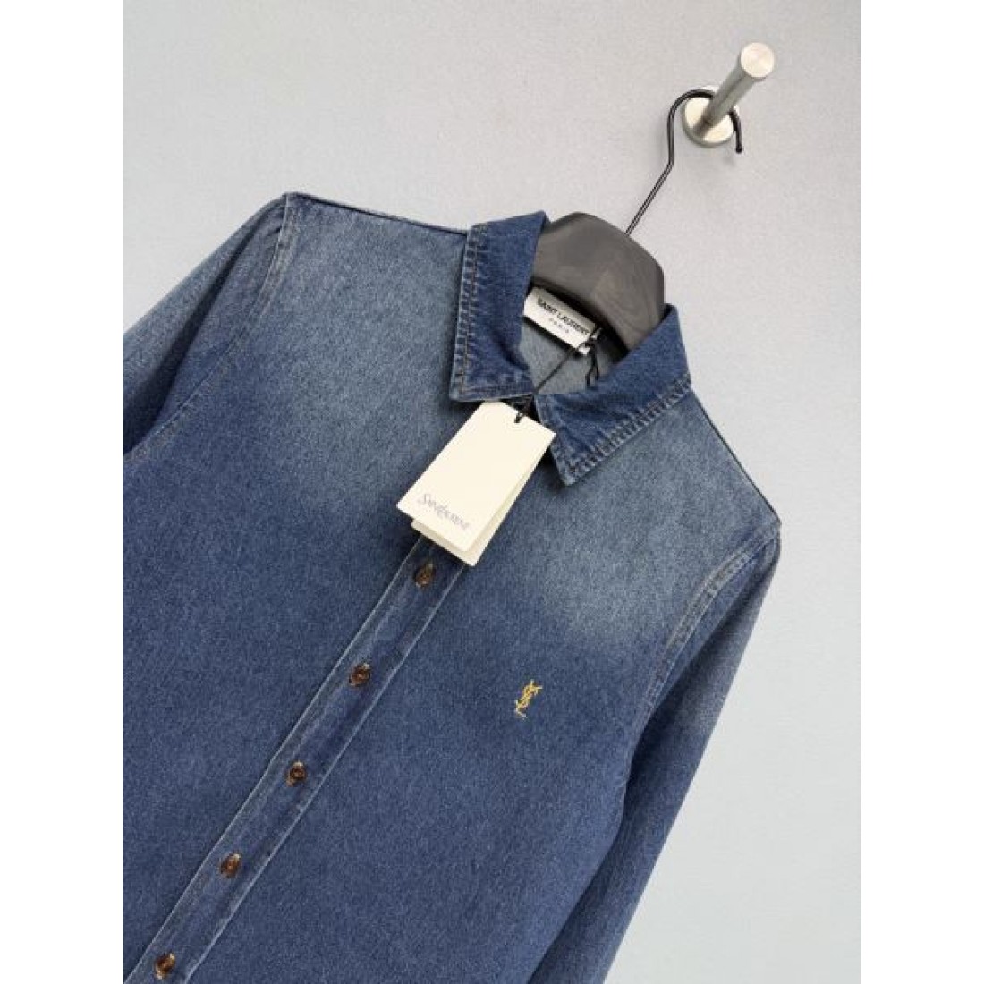 レギュラーカラー SAINT LAURENT サンローラン コピー 長袖デニムシャツ フレンチカジュアル