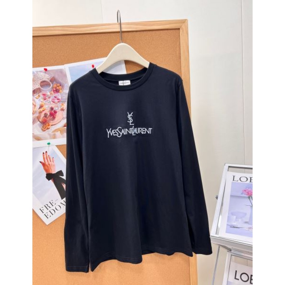 センターレタリング ミニグラフィック SAINT LAURENT サンローラン コピー 長袖Tシャツ クールレタードデザイン