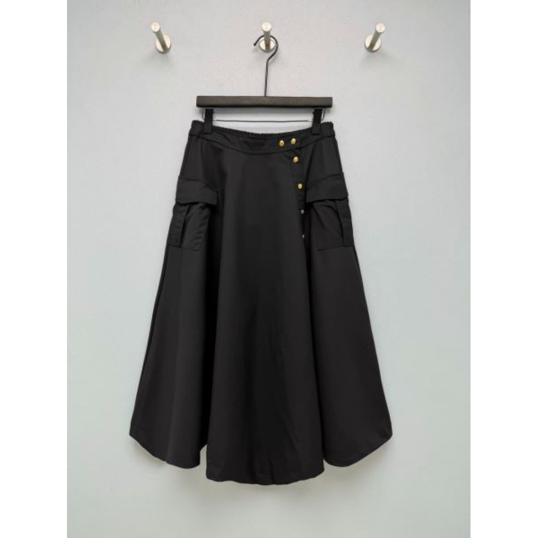 アシンメトリーボタン Aライン CELINE セリーヌ コピー ロングスカート ベルトディテール
