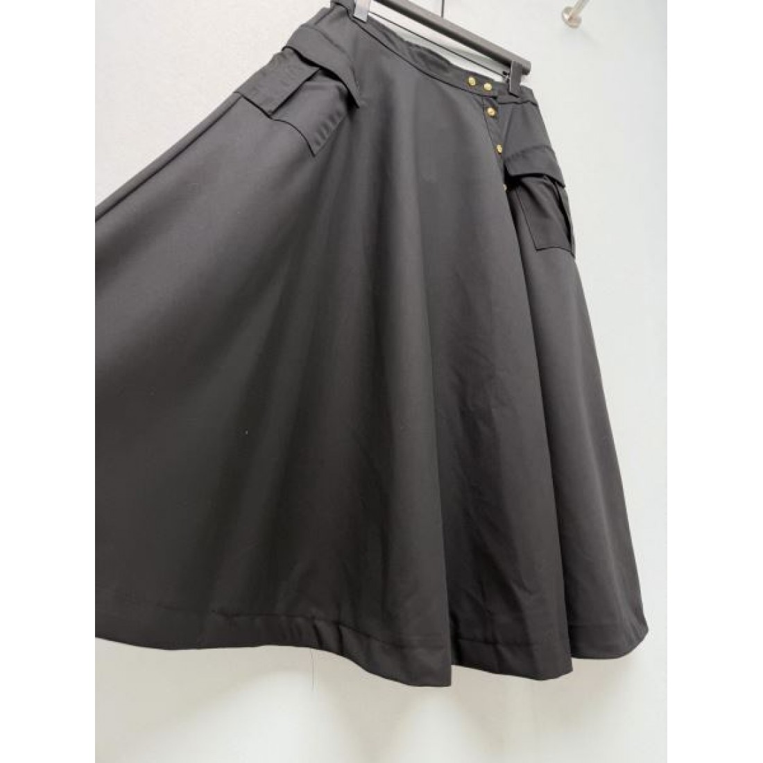 アシンメトリーボタン Aライン CELINE セリーヌ コピー ロングスカート ベルトディテール