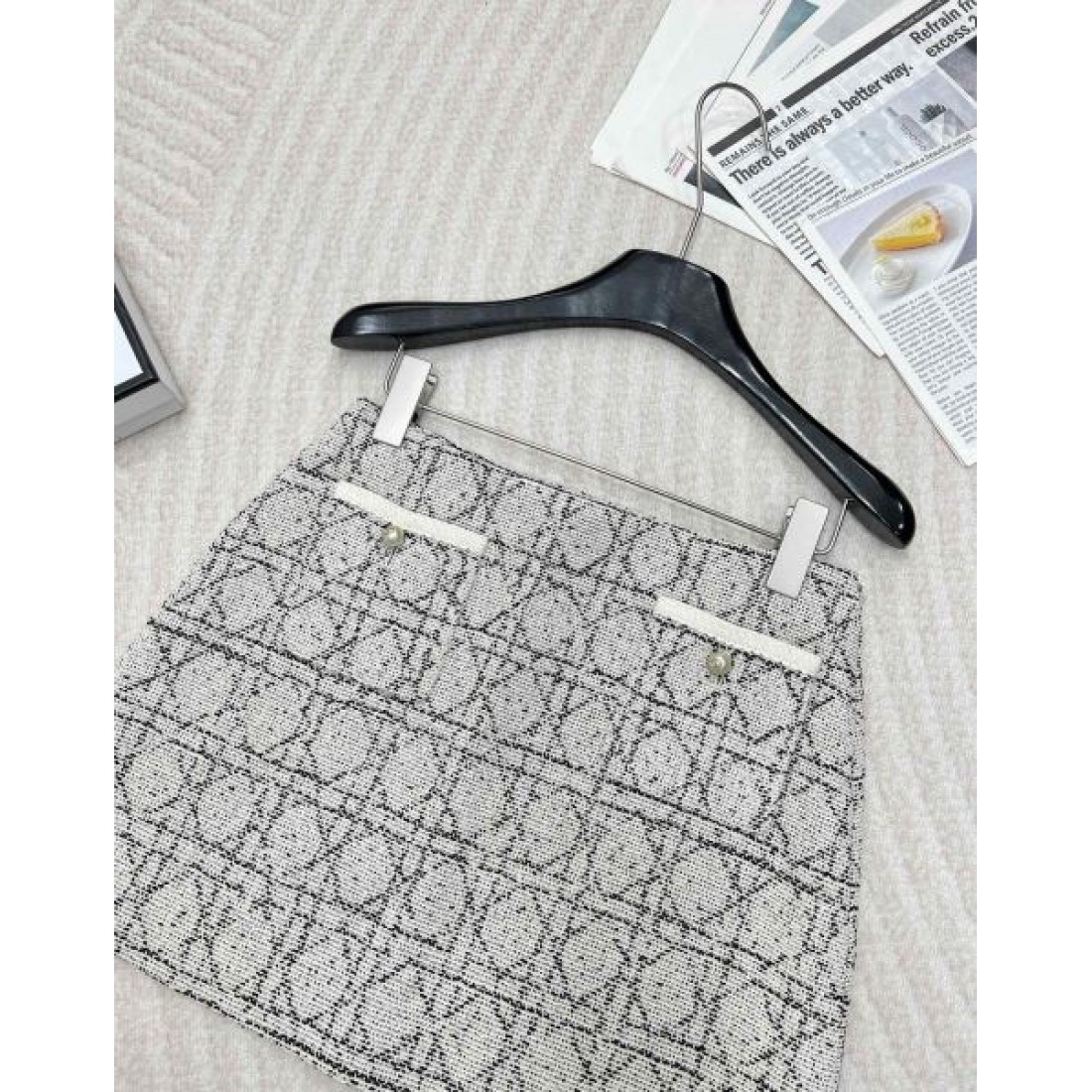 総柄デザイン ショート丈ボトム DIOR ディオール コピー 台形スカート モノグラム調デザイン