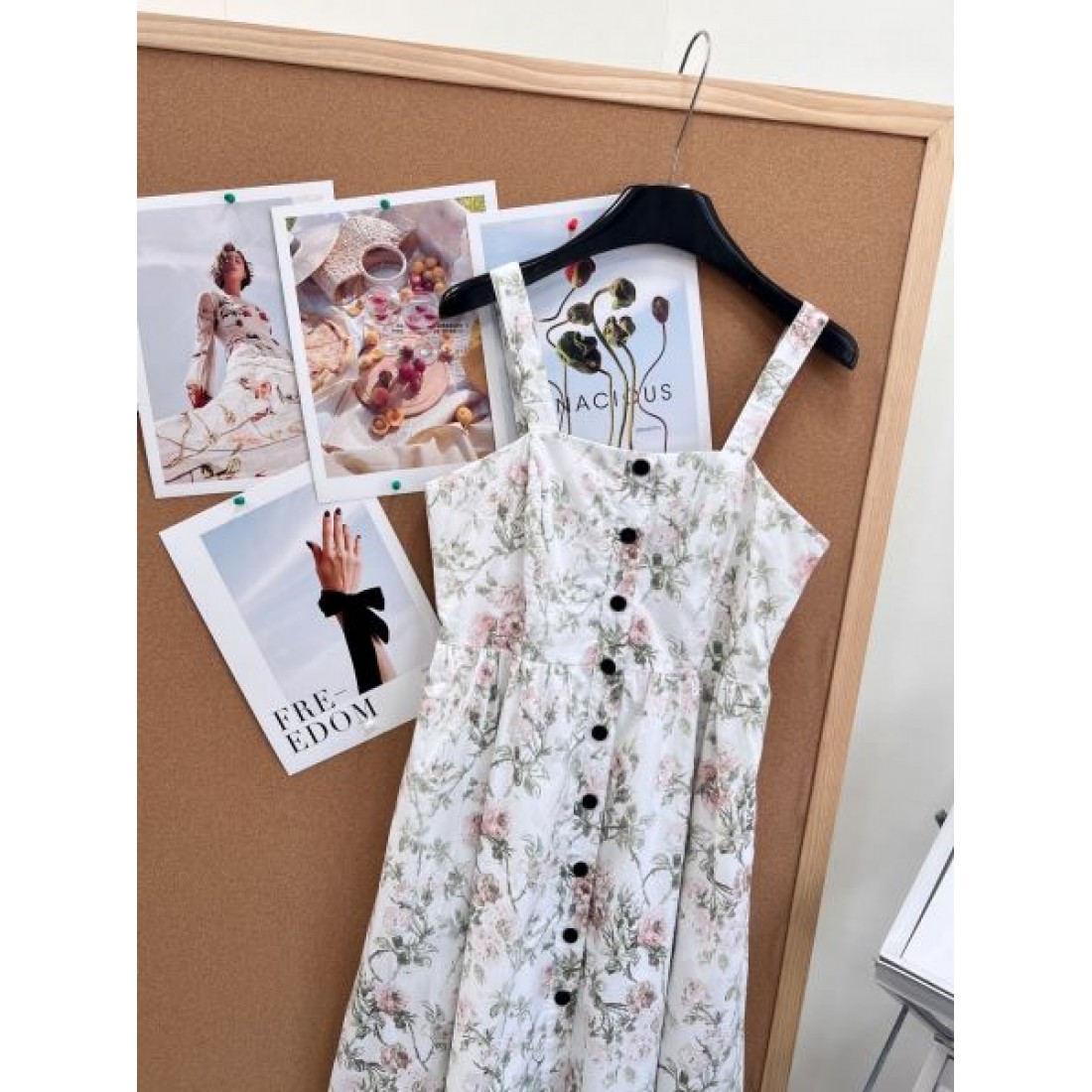 小花柄 Aライン DIOR ディオール コピー ノースリーブワンピース ロマンティックデザイン