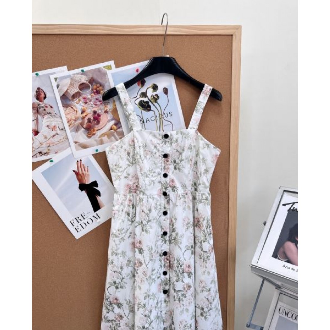 小花柄 Aライン DIOR ディオール コピー ノースリーブワンピース ロマンティックデザイン