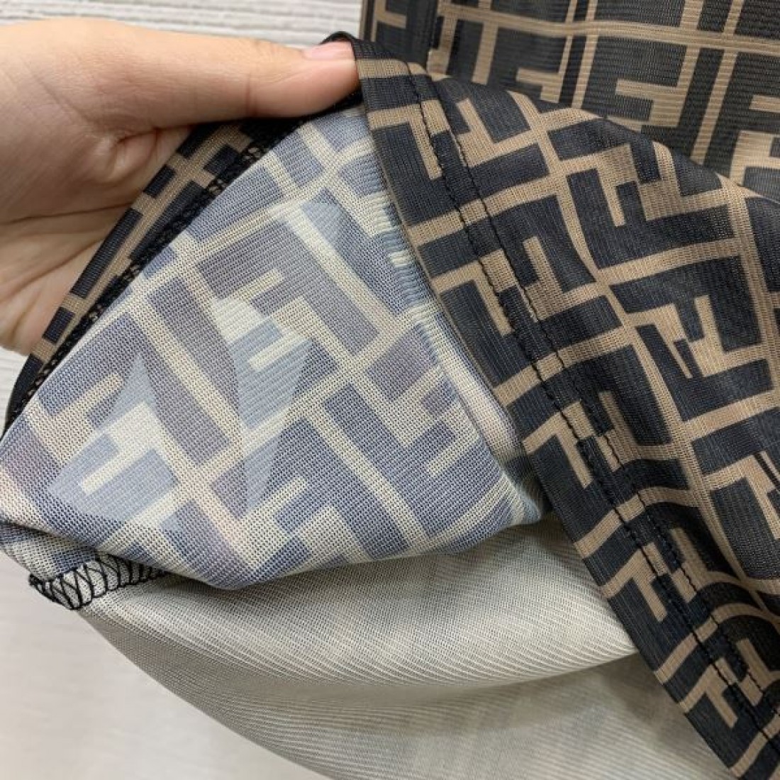 モノグラム柄 ミディスカート FENDI フェンディ コピー レディースセットアップ クラシカルスタイル