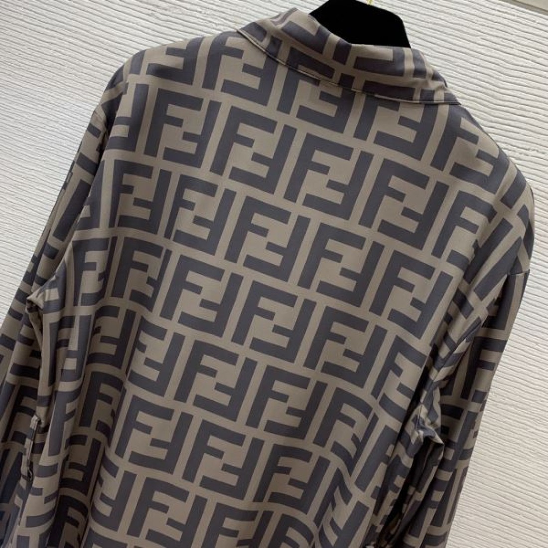 FFモノグラム ダークブラウン ウエストマーク FENDI フェンディ コピー ベルテッドワンピース クラシカルデザイン