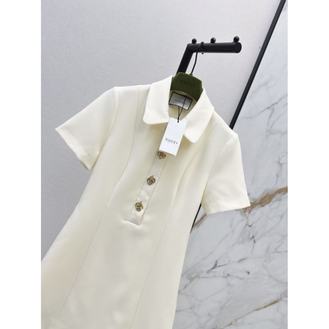 ゴールドボタン Aラインシルエット GUCCI グッチ コピー ポロミニワンピース クラシカルデザイン