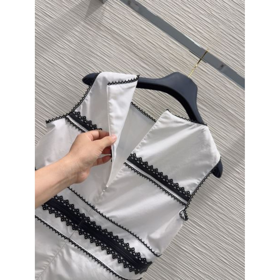 アイボリー 配色ボーダー LOUIS VUITTON ルイヴィトン コピー Aラインワンピース 都会派スタイル