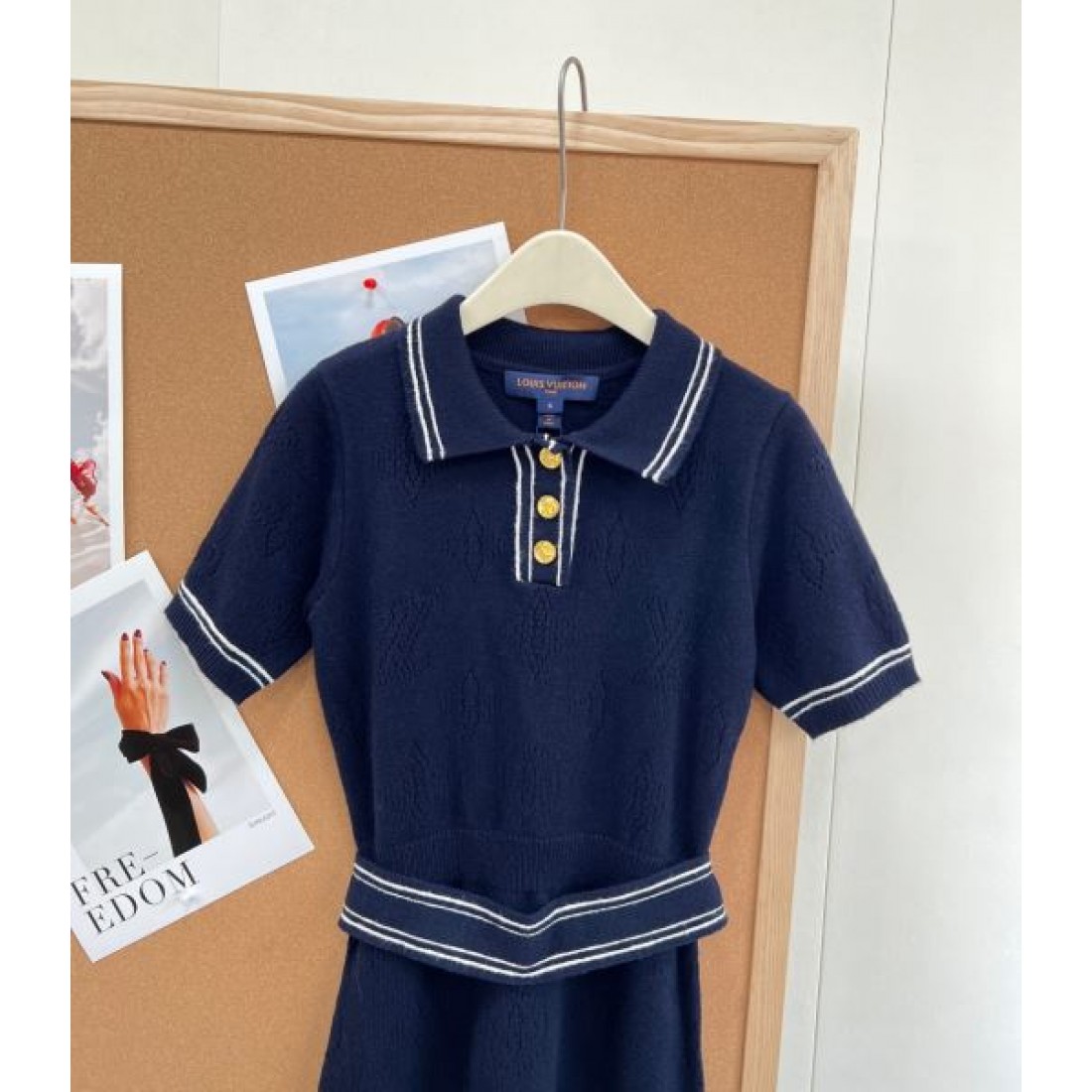 ネイビー 配色ライン Aラインシルエット LOUIS VUITTON ルイヴィトン コピー ポロニットワンピース クラシカルスタイル