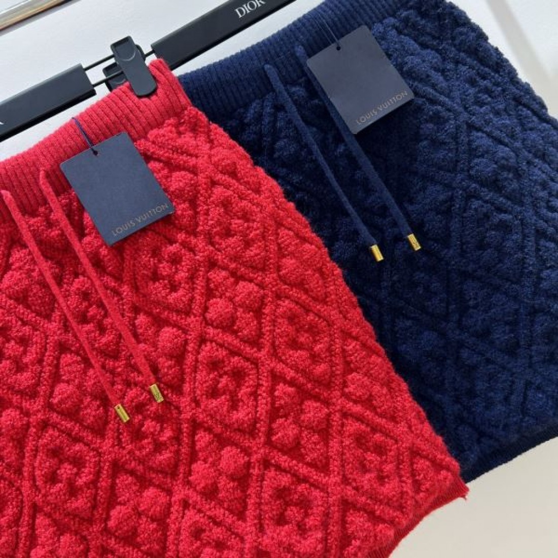 菱格子デザイン Aラインシルエット LOUIS VUITTON ルイヴィトン コピー キルティングミニスカート モードスタイル