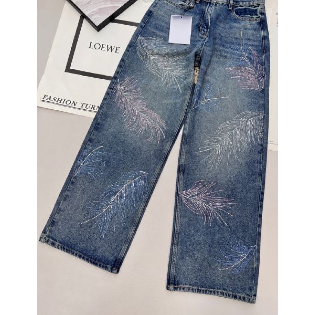 花火モチーフ スモーキーインディゴ CHANEL シャネル コピー ストレートジーンズ ワイドシルエット